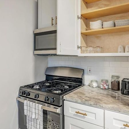 Beautiful Tower Grove Unit Recently Renovated 2S Villa Richmond Heights Eksteriør billede