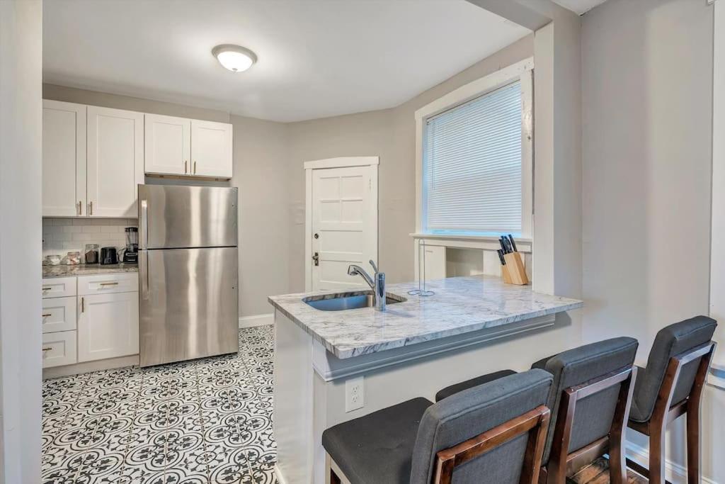 Beautiful Tower Grove Unit Recently Renovated 2S Villa Richmond Heights Eksteriør billede