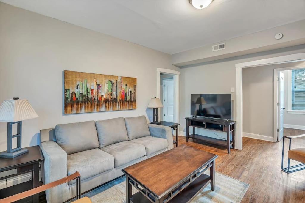 Beautiful Tower Grove Unit Recently Renovated 2S Villa Richmond Heights Eksteriør billede